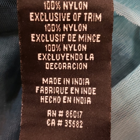 Bebe rockin' back slashed top, S - Picture 10 of 11